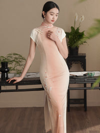 Traditional Half-Mandarin Jacquard Qipao | Vintage Style Pink Dress with Side Slit | Slim Fit Design