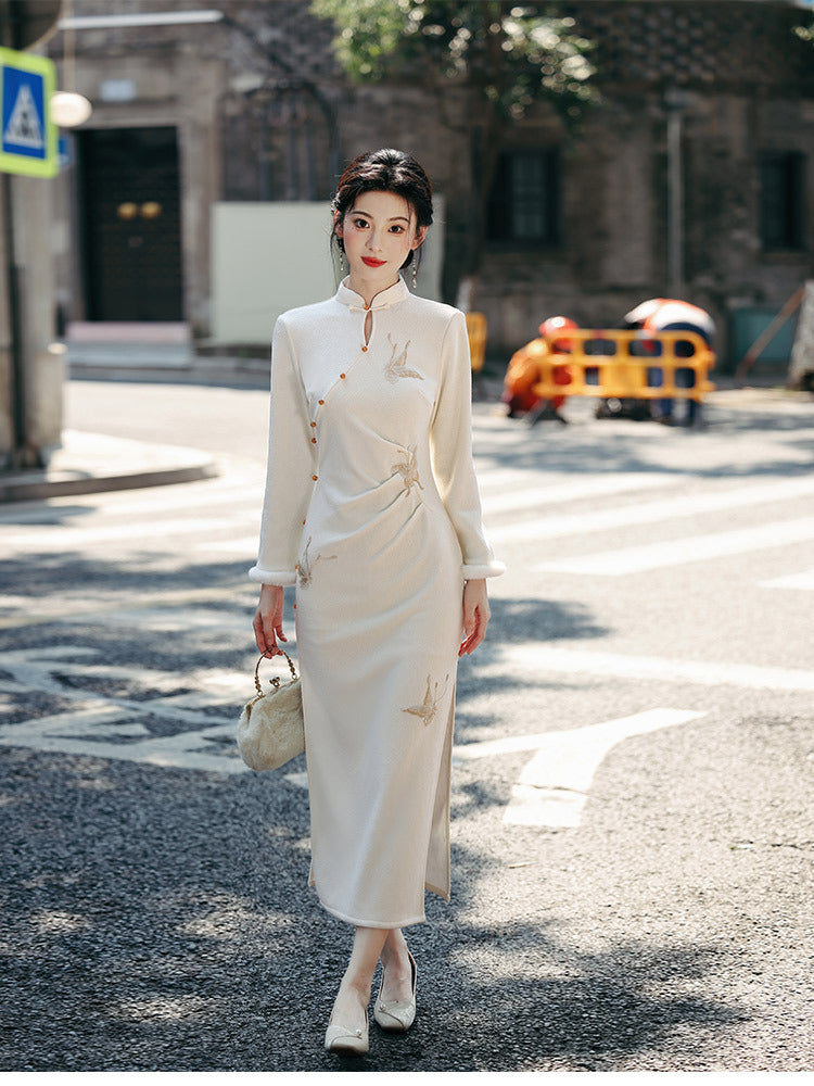 White Gold-Embroidered Winter Modern Qipao Elegant for Work & Banquets