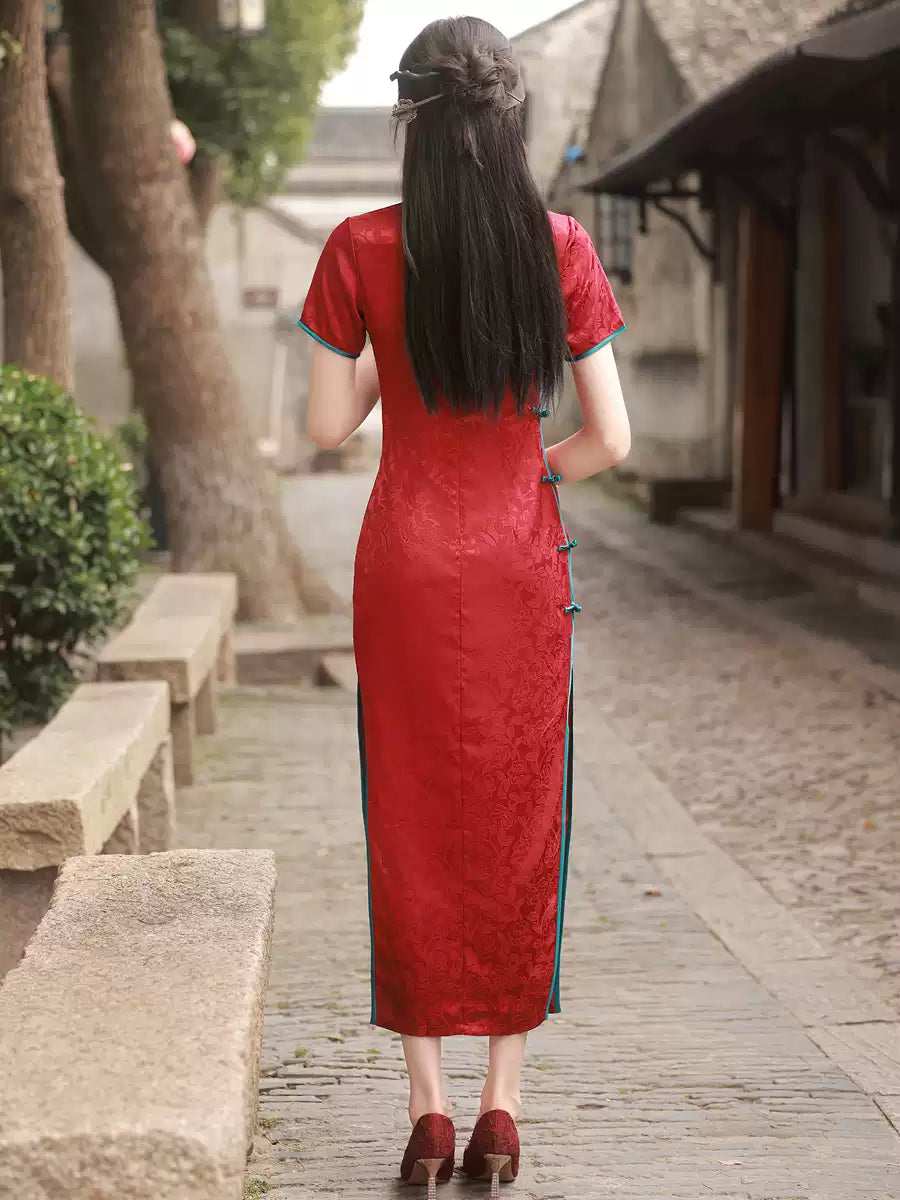 Vintage Chinese Jacquard Qipao Dress | Slim Fit Mandarin Collar Cheongsam