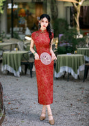 Burgundy Jacquard Qipao Dress Slim Fit Mandarin Collar Midi Cheongsam | Vintage New Chinese Style for Banquet Wedding Date