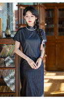 Vintage-Inspired Mandarin Collar Cheongsam Dress with Elegant Floral Pattern
