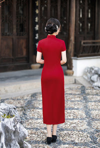 Long Short-Sleeve Embroidered Cheongsam | Slim Mandarin Dress