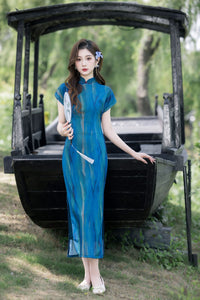 优雅中国风女式花卉旗袍
