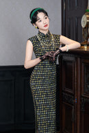 Vintage Diamond-Check Sleeveless Qipao | Black-Gold Slim Long Dress