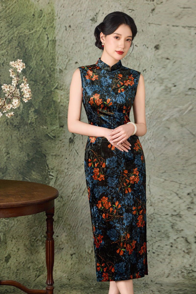 Black Rust Floral Velvet Sleeveless Qipao Dress | Slim Mandarin Midi