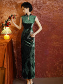 Elegant Green Pattern Slim Qipao | Mandarin Collar