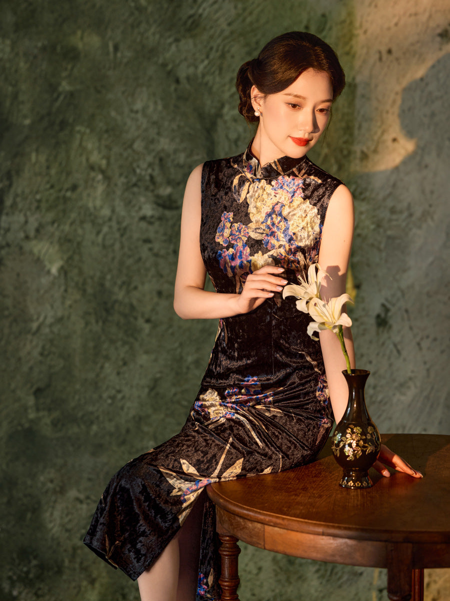Black Vintage Floral Print Qipao Dress | Sleeveless Mandarin Collar Slim Midi Cheongsam