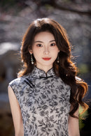 Vintage Floral Qipao Sleeveless Long Dress | Cool Grey-Black Leaf Motif