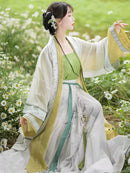 优雅花卉刺绣汉服——中国传统女性服饰
