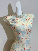 Blue Floral Berry Print Qipao Dress | Slim Mandarin Midi Look