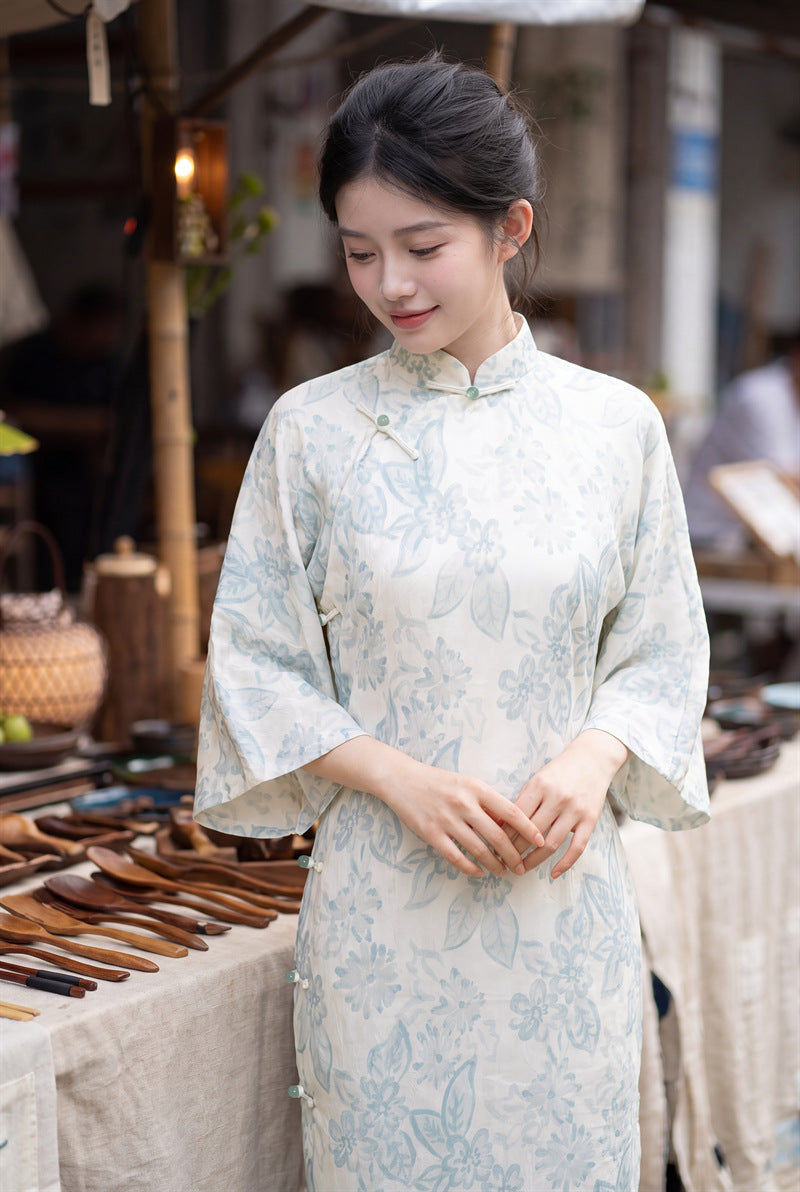 Ivory Floral Jacquard Flared-Sleeve Qipao Dress | Slim Mandarin