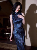 Vintage Sleeveless Qipao Dress with Satin Iridescent Floral Print | Chinese Elegant Design Gown