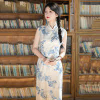 Sleeveless Blue-and-White Porcelain Qipao | Slim Midi Mandarin Collar