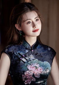 Black Vintage Floral Qipao Maxi | Mandarin Collar & Frog Buttons