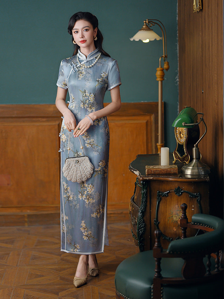 Elegant Silk Cheongsam Dress with Floral Print - Traditional Chinese Qipao