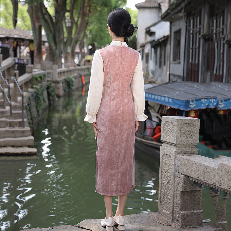 Elegant Pink Cheongsam Dress with White Bow for Hanfu Pairing