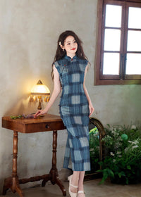 Blue Sleeveless Plaid Qipao Maxi | Vintage Minimal Slim