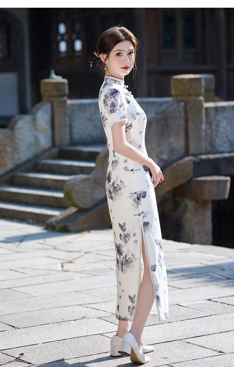 Ink-Wash Floral Qipao | Short-Sleeve Slim Mandarin-Collar Gown