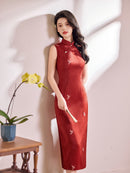 Burgundy Tonal Jacquard Sleeveless Qipao Maxi Dress | Mandarin Collar Slit Cheongsam