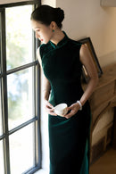 Emerald Green Modern Qipao Midi | Sleeveless Mandarin Neck