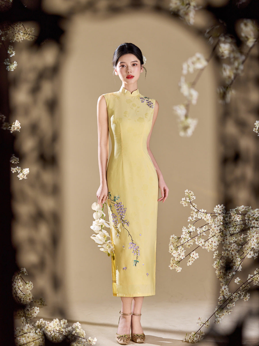 Yellow Jacquard Sleeveless Qipao Maxi Dress | Mandarin Collar Slim Slit Cheongsam