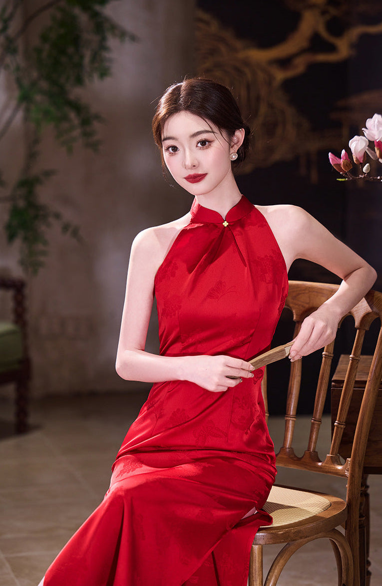 Festive Red Halter-Neck Jacquard Modern Qipao Maxi | Bias-Cut Slim Silhouette with Side Slit