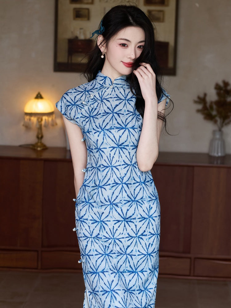 Spring Elegant Qipao Midi | Ice-Blue Geometric Print