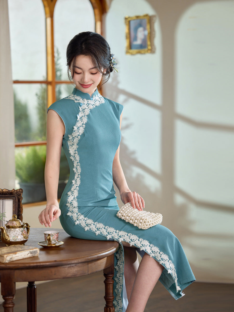 Vintage Cool Tone Qipao | Acetate Faux Hand-Grabbed Floral Design | Elegant Blue Slim Dress