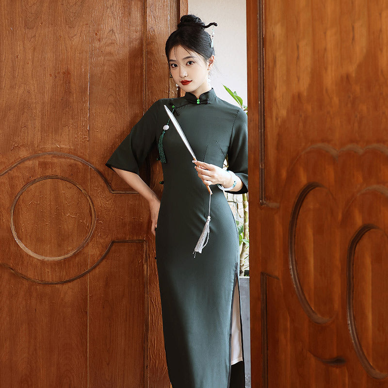 Elegant Dark Green Cheongsam Dress for Women with Half Sleeves and High Slit