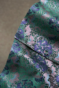 Silk Vest with Traditional Chinese Floral Patterns – Elegant Silk Brocade Waistcoat