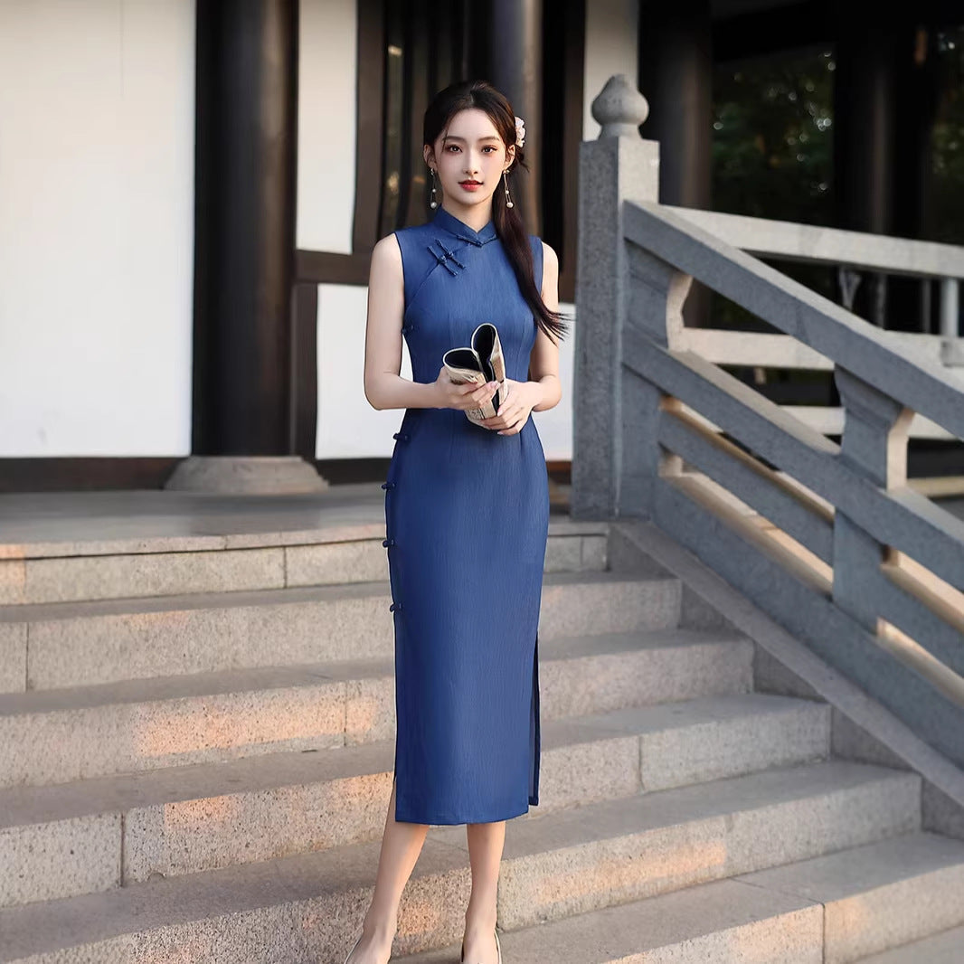 Deep Navy Minimalist Sleeveless Qipao Dress | Mandarin Collar Slim Maxi Cheongsam