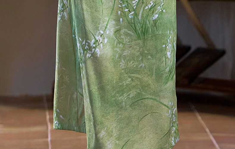 Cool-Green Modern Chinese Qipao | Sleeveless Mandarin Maxi Dress