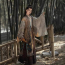 Traditional Chinese Hanfu Men’s Embroidered Robe with Umbrella – Elegant Hanfu for Men