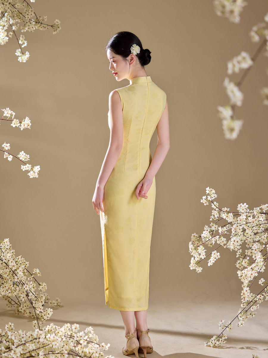 Yellow Jacquard Sleeveless Qipao Maxi Dress | Mandarin Collar Slim Slit Cheongsam