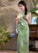 Cool-Green Modern Chinese Qipao | Sleeveless Mandarin Maxi Dress