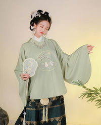 Elegant Embroidered Hanfu Set – Traditional Chinese Robe & Skirt for Women