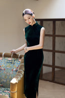 Emerald Green Modern Qipao Midi | Sleeveless Mandarin Neck