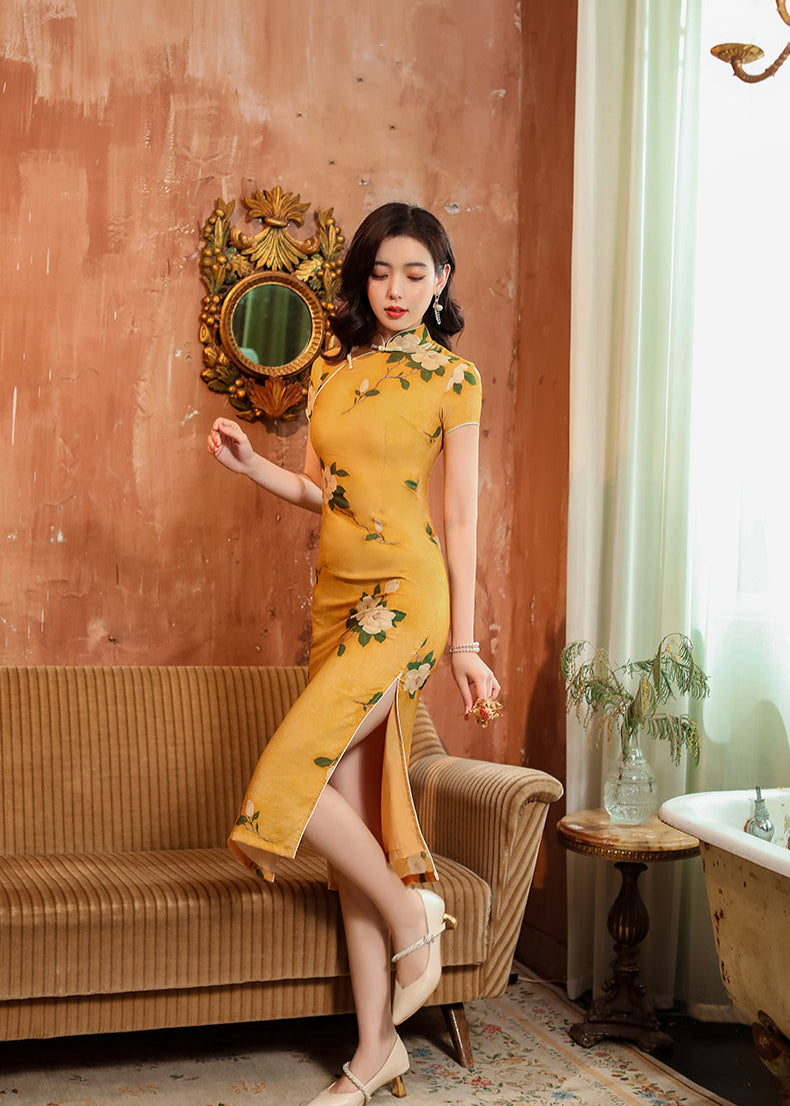 Mist-Gold Vintage Floral Qipa | Mandarin Collar & Frog Buttons