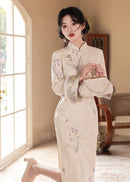 Ivory Vintage Jacquard Qipao with Lantern Sleeves