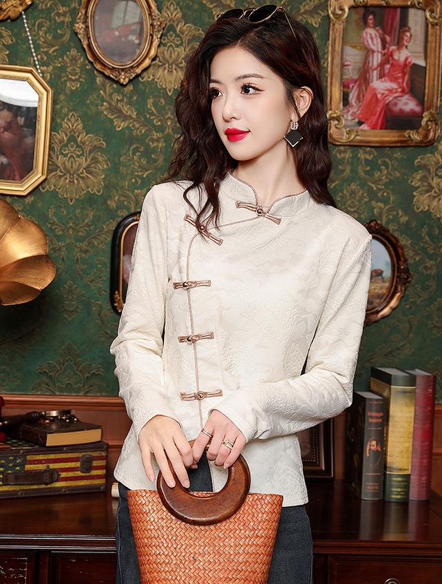 Elegant White Brocade Tang Jacket With Chinese Frog Button Design