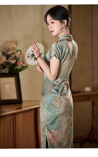 Elegant Floral Embroidered Cheongsam Vintage Silk Qipao Dress for Women