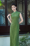 Mint-Green Jacquard Modern Qipao Maxi | Mandarin Neck, Floral Frog Buttons