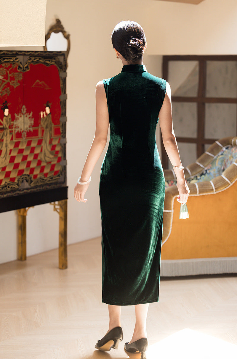 Emerald Green Modern Qipao Midi | Sleeveless Mandarin Neck