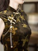 Olive-Green Floral Modern Qipao Midi | Sleeveless Mandarin Neck