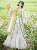 优雅花卉刺绣汉服——中国传统女性服饰