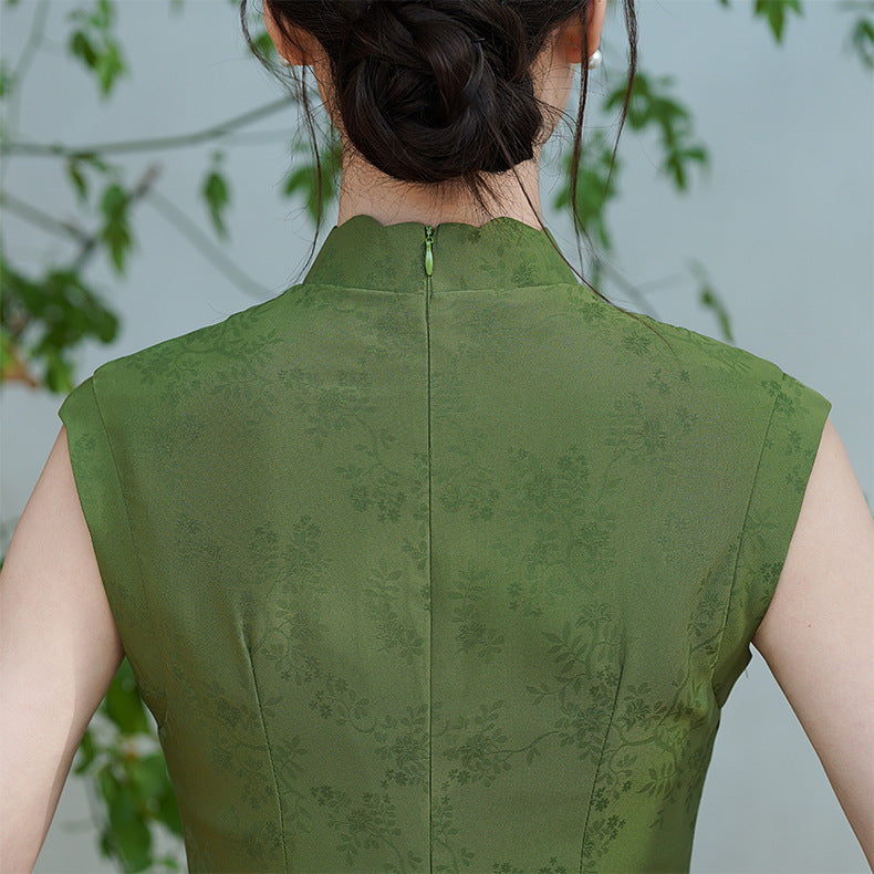 Mint-Green Jacquard Modern Qipao Maxi | Mandarin Neck, Floral Frog Buttons