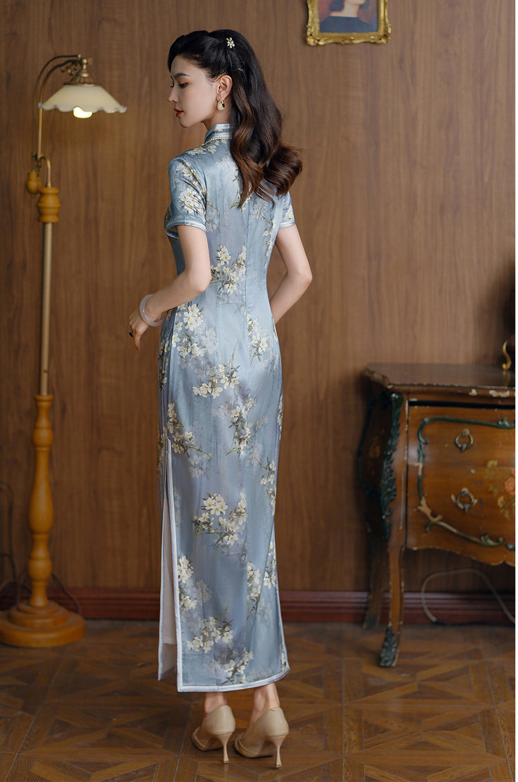 Elegant Silk Cheongsam Dress with Floral Print - Traditional Chinese Qipao