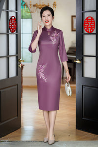 Aubergine Acetate Stretch Satin Embroidered Modern Qipao Midi | Mandarin Collar Keyhole
