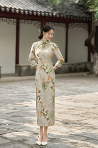 Beige Vintage Floral Jacquard Long-Sleeve Qipao