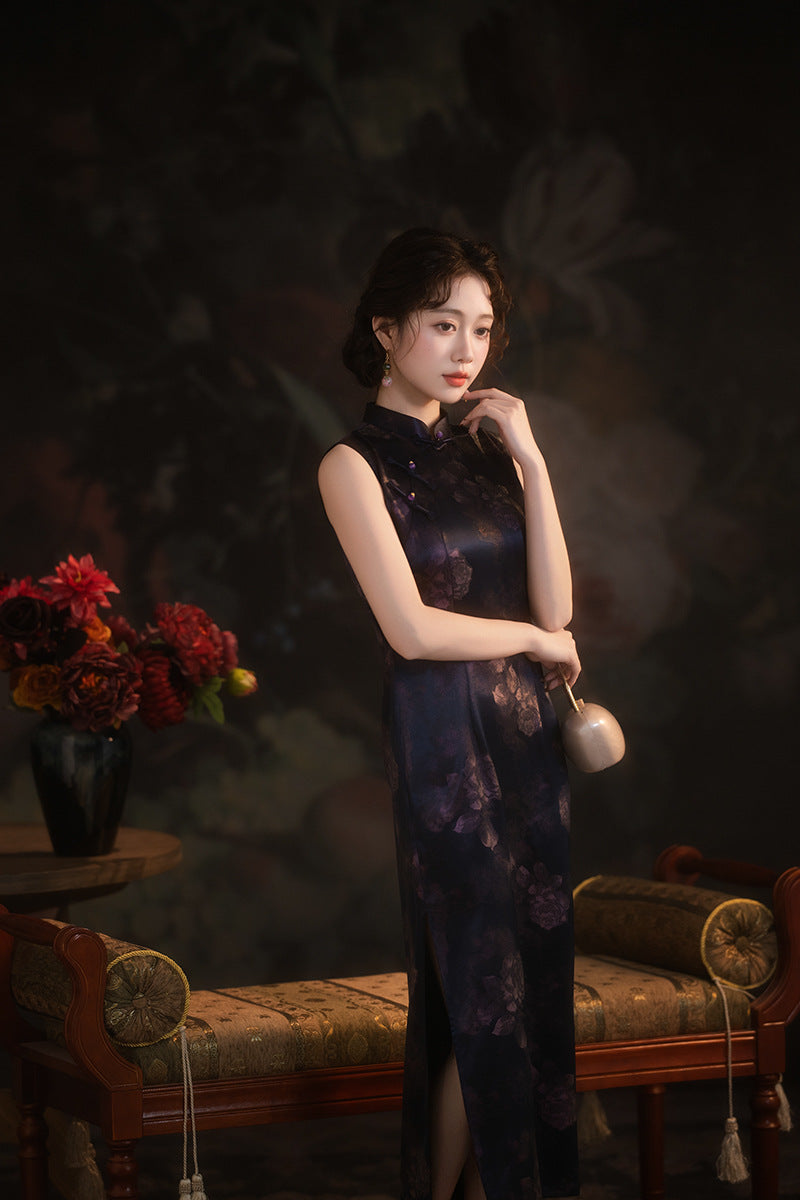 Black Floral Sleeveless Slim Qipao Dress | Mandarin Collar Frog Buttons Bodycon Side Slit Wedding Banquet Gown